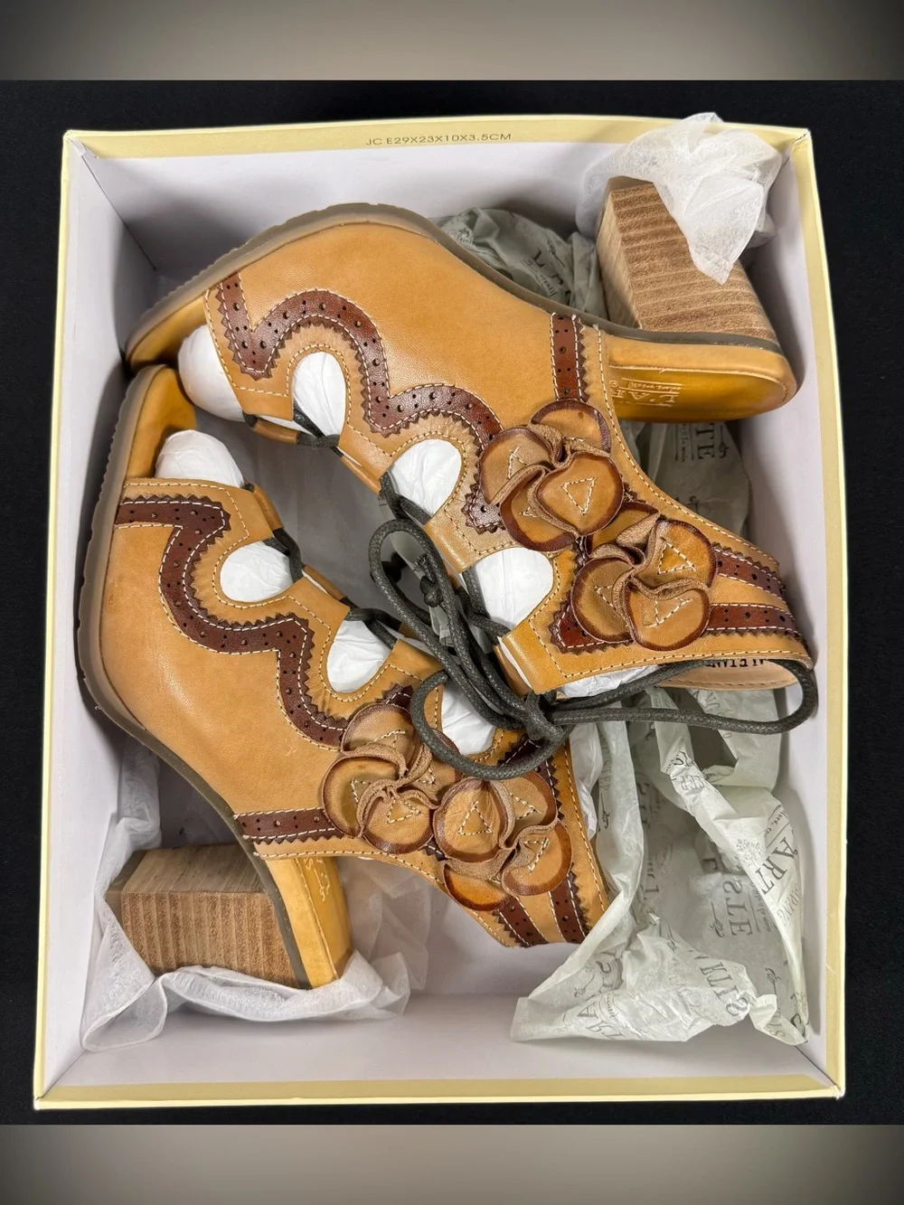 Spring Step L'Artiste Alejandra Beige Leather Ankle Strap Sandal NIB Size 37